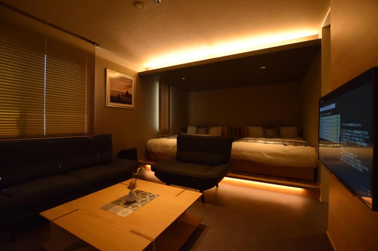 Grand Base Beppu Ekimae Aparthotel Exteriör bild